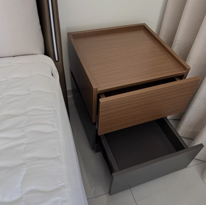 寝室のベッドサイドテーブル シンプルで実用的 2026年に人気 ミニチュアベッドサイドキャビネット アパート向け 洗練されたスタイル - Product Image 2