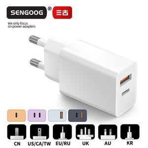 Chargeur GaN PD 20W conforme aux normes canadiennes, 2 ports Type-C, 1 port USB, design pliable, câble rétractable - Charge rapide, portable et durable - Product Image 6