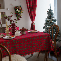 Nappes de table rectangulaires imprimées feuilles de houx et baies de Noël Ychon avec pompons, décorations de table à manger
