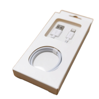 Emballage de câble de données avec logo personnalisé boîte en papier réutilisable ruban éponge pour téléphone portable ordinateur montre intelligente expédition feuille d'estampage