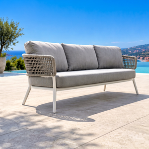 Ensemble de canapés modernes en corde tressée pour l'extérieur avec coussins gris, structure en aluminium, chaises longues et table basse pour jardin et terrasse - Product Image 1
