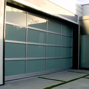 Dimensioni personalizzate 9 'x 8' e 16 'x 8' porta da garage in alluminio con piega verticale in vetro smerigliato nero con motore