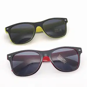 Gafas de sol serigrafiadas con logotipo personalizado, lentes de PC, gafas de sol, regalo de promoción, gafas de sol de plástico