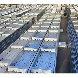 Planche en acier pour passerelle d'échafaudage fournie en usine Derfon échafaudage Q235 2m 3m <span class=keywords><strong>4m</strong></span> Planche d'échafaudage galvanisée - Product Image 5