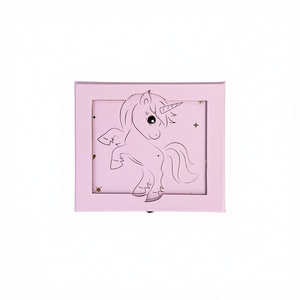 Caixa de Música Personalizada com Design Novo Yiyu, Mecanismo Manual, Ecológica, Atacado de Fábrica, Brinquedos de Caixa de Música Carrossel para Crianças - Product Image 4