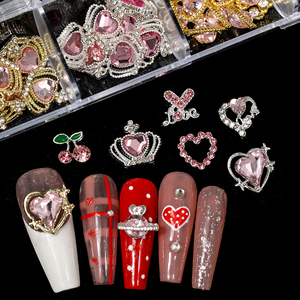 240 cái/hộp Móng Tay Thiết Kế Valentine Loạt Màu Hồng Rhinestone Anh Đào Hợp Kim Móng Tay Nghệ Thuật Quyến Rũ Trái Tim Pha Lê Móng Tay Nghệ Thuật Rhinestone Quyến Rũ - Product Image 4