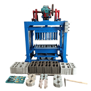 Machine à fabriquer des briques <span class=keywords><strong>hydraulique</strong></span> semi-automatique Machine à fabriquer des briques en béton QT4-40 Petit moteur chinois pour machine à blocs - Product Image 1