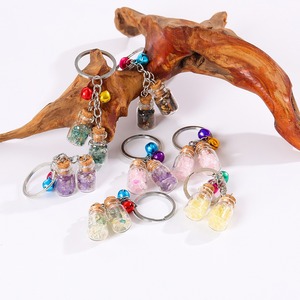 Healing Crystal Amethyst Crushed Chips Bottle Keyring Mini Gemstone Drifting Wish Bottle Keychain for Women Bag Hanging Charms