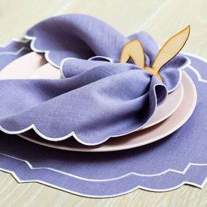 Serviettes carrées en <span class=keywords><strong>lin</strong></span> <span class=keywords><strong>violet</strong></span> imprimées personnalisées, bord ondulé, couleur unie, pour mariage, maison, fête, hôtel, vente en gros - Product Image 3