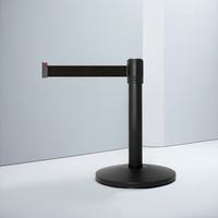 Barrière de sécurité à ceinture rétractable en métal Mini poteau de contrôle des foules avec support de poteau pour la gestion des files d'attente bancaires