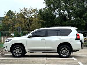 โตโยต้า ปราโด ปี 2018 เครื่องยนต์ 3.5 ลิตร เกียร์อัตโนมัติ ขับเคลื่อน 4 ล้อ รถ SUV 7 ที่นั่ง รถมือสอง ราคาถูก สำหรับส่งออก - Product Image 3