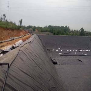 Géomembrane en rouleau lisse pour étang et <span class=keywords><strong>piscine</strong></span>, épaisseurs 0,15 mm, 1 mm, 1,5 mm, 2 mm, 40 mil, en LLDPE, EPDM, PEHD, LDPE, HDPE, imperméable, <span class=keywords><strong>prix</strong></span> pour <span class=keywords><strong>piscine</strong></span> - Product Image 1