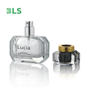 Bán Buôn Tùy Chỉnh 100Ml Vuông Thủy Tinh Trong Suốt Nước Hoa Phun Chai Với Màu Đen Acrylic Nắp - Product Image 5