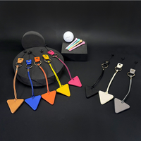 Marqueur de balle de golf triangulaire d'extérieur avec bande en cuir PU, accessoires de golf personnalisables vierges, cadeau de luxe pour les golfeurs