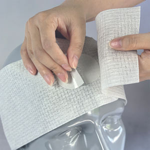 Rollos de Diademas <span class=keywords><strong>Desechables</strong></span> de Tela No Tejida Perforada con Adhesivo, Toallas Faciales de 70*10cm para Salón de Belleza y Spa - Product Image 4
