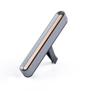 Diffuseur de voiture personnalisable et tendance en métal, purificateur d'air à évaporation naturelle, à fixer sur la grille d'aération, pour l'élimination des odeurs, <span class=keywords><strong>parfum</strong></span> longue durée - Product Image 3