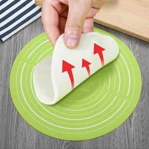<span class=keywords><strong>Tapis</strong></span> de cuisson rond en silicone de 13 pouces avec mesures <span class=keywords><strong>Tapis</strong></span> de placement <span class=keywords><strong>pour</strong></span> pétrir la croûte de <span class=keywords><strong>tarte</strong></span> à biscuits antidérapants - Product Image 3
