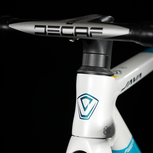 Vélo de route FUOCO TOP 24S à vitesses variables 7120 pour les trajets en extérieur, en fibre de carbone, FUOCO TOP complet - Product Image 4