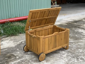 กล่องไม้เก็บของในสวน MDF กันน้ำและเป็นมิตรกับสิ่งแวดล้อม100% ทันสมัยพร้อมล้ออุปกรณ์เสริมที่สามารถปรับแต่งได้ - Product Image 3