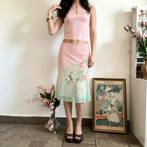 Conjunto de Top Corto y Falda Midi con Estampado Botánico, Estilo Chino, Color Verde Menta, con Detalles en Malla Elástica - Product Image 5