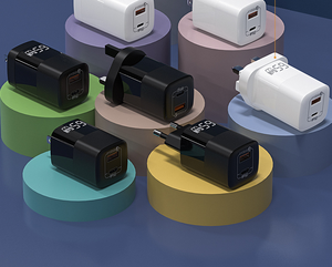 GaN Charger téléphone crème r chargeurs et adaptateurs de <span class=keywords><strong>batterie</strong></span> portables mobile do dge chargeur solaire rapide 3 en 1 sans fil de type c - Product Image 5