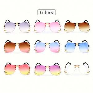 Gafas de Sol Extra Grandes Sin Montura con Logotipo Personalizado, Lentes Degradadas con Protección UV400, Gafas de Sol Irregulares para Mujer - Product Image 4