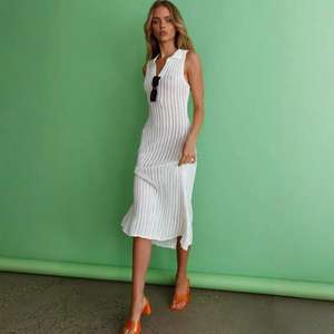 Robe d'été en crochet pour dames vente en gros bureau style décontracté froncé moulante <span class=keywords><strong>midi</strong></span> haut crayon naturel solide tricoté Simple - Product Image 1