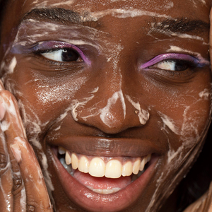 Crème nettoyante rafraîchissante à la menthe poivrée semi-finie en gros, 1 kg, 5 kg, base de crème nettoyante, équilibre de l'huile, soin après-soleil, OEM, <span class=keywords><strong>confort</strong></span> de la peau - Product Image 2