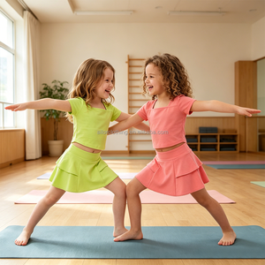 Ensemble jupe et haut à manches courtes pour filles, tenue de yoga douce au toucher, short de sécurité intégré, non transparent, pour la cour de jeux - Product Image 4