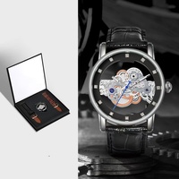 Nouvelle montre à quartz pour homme, mode et affaires, en alliage, verre, boîtier de 12 mm d'épaisseur, étanche 20 m, bracelet en PU, fermoir à bouton, transparente et ajourée