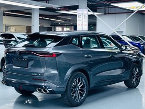 Changan UNI-Z 2025 d'occasion, 1.5T Turbo Essence, SUV Édition Premium, Conduite à Gauche, Transmission Automatique, Sièges Élec - Product Image 6