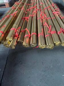 Latão Perfis Latão Nosing Custom Size <span class=keywords><strong>Brass</strong></span> Bar Anti Skid Strip para Escadas - Product Image 4