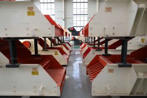 Máy Nạp Cát Rung Đá Mỏ Mùa Xuân - Product Image 5