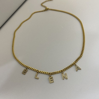 Collar de cadena cubana personalizado de acero inoxidable con letras de circón y nombre personalizado de moda chapado en oro EManco para aniversario