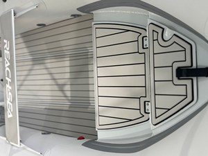 Bote Neumático RIB de PVC Reachsea para <span class=keywords><strong>6</strong></span> Personas, 3.6m, con Ruedas Grandes y Toldo, Color Blanco y Gris, Lujoso, MOQ Pequeño, para Pesca - Product Image 3