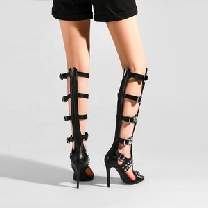 Sandali da <span class=keywords><strong>donna</strong></span> Moncheer sexy con tacco a spillo, stile gladiatore, alti fino al ginocchio, con punta aperta, borchie e cinturini con fibbia, antiscivolo, per danza a piedi nudi - Product Image 2