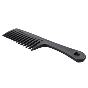 Peine <span class=keywords><strong>de</strong></span> peluquerí<span class=keywords><strong>a</strong></span> <span class=keywords><strong>de</strong></span> colores con logotipo personalizado, peine <span class=keywords><strong>de</strong></span> peluquerí<span class=keywords><strong>a</strong></span> <span class=keywords><strong>de</strong></span> masaje portátil para el hogar, peine plano <span class=keywords><strong>de</strong></span> dientes gruesos <span class=keywords><strong>de</strong></span> plástico - Product Image 4