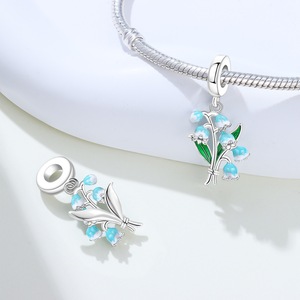 Pendentif Breloque Fleur Émaillée Plaqué Cuivre, Perle Suspendue pour Bracelet en Argent 925, Motif Lotus Fleur de Cerisier, Cadeau pour Femme - Product Image 4