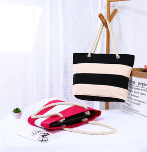 Nuevo bolso de playa a la moda para mujer, bolso de lona de verano de gran capacidad, bolso de hombro a rayas, bolso de compras - Product Image 1