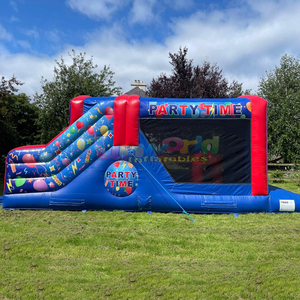 Castillo inflable comercial para fiestas infantiles con pista de obstáculos y tobogán. - Product Image 2