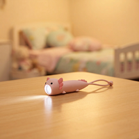 Mini lampe torche LED rechargeable par USB portable pour enfants - Lampe de nuit d'urgence en silicone avec porte-clés