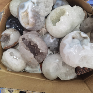 Đá mã não tự nhiên 100%, hình đầu lâu, động vật được chạm khắc trong hang động - Product Image 2