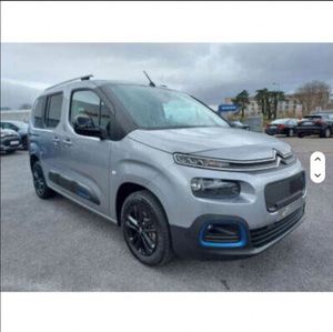 Citroën <span class=keywords><strong>Berlingo</strong></span> Multispace Furgoneta/Autobús Usada en Excelentes Condiciones - Product Image 2