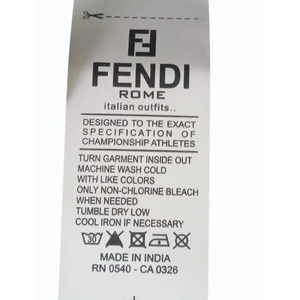 ป้ายซักผ้าไทเวคขนาด 3 นิ้ว ป้ายโลโก้ดีไซน์ขายดี ป้ายเสื้อผ้า ป้ายพิมพ์ ป้ายติดเสื้อผ้า - Product Image 3