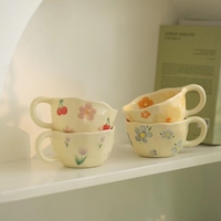 Haute qualité thé tasses à café tasses tasse en céramique tasse mignon dessiné à la main fleurs irrégulières Carton affaires 300ml tous les jours