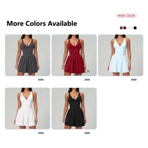 Tenue de sport sans manches personnalisée, coupe ajustée, pour femmes, tennis, golf, pickleball, exercice, robe avec shorts intégrés et poches - Product Image 5