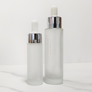 Envases Cosméticos Redondos para Suero de Aceites Esenciales, Botellas de Vidrio Transparente Esmerilado con Gotero de 5ml, 10ml, 15ml, 20ml, 30ml, 50ml y 100ml - Product Image 1