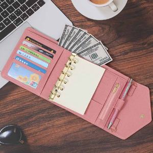 Meilleures ventes de pochettes à texture litchi Etsy pour femmes comme enveloppes de reliure avec inserts en papier, feuille de mouche et fermeture éclair disponibles - Product Image 4