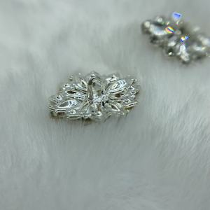กระดุมคริสตัลประดับเพชรสำหรับชุดแต่งงานและชุดราตรีสุดหรู - Product Image 3