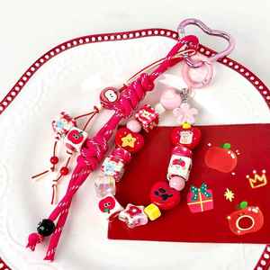 13.6mm dessin animé pomme carré acrylique perles bricolage à la main téléphone portable chaîne acrylique perles pour bijoux accessoires - Product Image 2